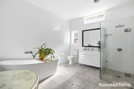 Property photo of 248 Piper Street Bathurst NSW 2795