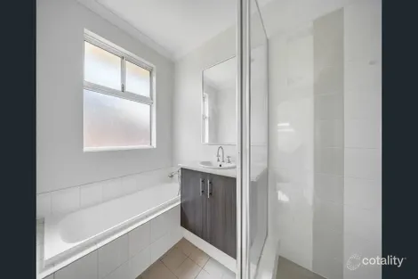 Property photo of 72 Banrock Drive Ellenbrook WA 6069