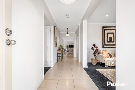 Property photo of 4 Piermont Drive Berwick VIC 3806