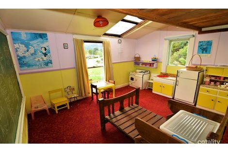 Property photo of 25 Peters Street Tullah TAS 7321