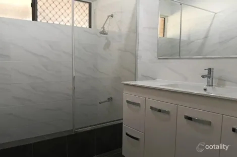 Property photo of 16 Gilba Close Hillman WA 6168