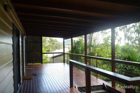 Property photo of 28 Grace Avenue Cannonvale QLD 4802