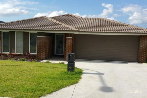 Property photo of 33 Omaroo Place Horsley NSW 2530