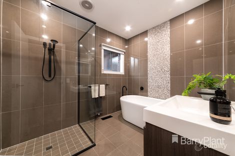 Property photo of 2/16 Queens Parade Fawkner VIC 3060