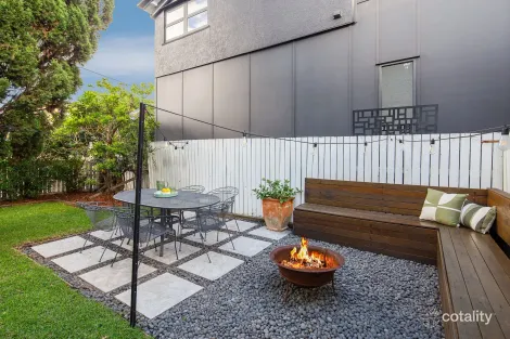 Property photo of 2/29 Barker Street New Farm QLD 4005