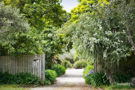 21 Canadian Bay Rd, Mount Eliza, VIC 3930