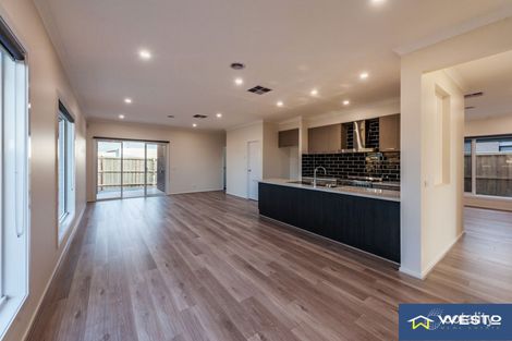 Property photo of 42 Hammersmith Road Wyndham Vale VIC 3024