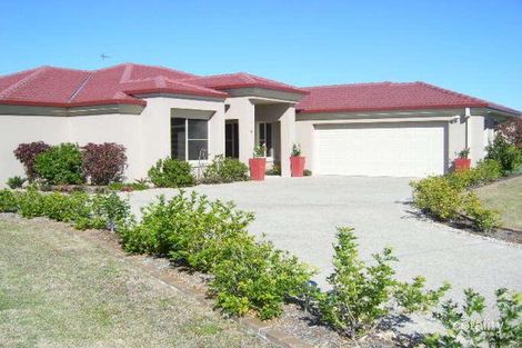 4 Pipers Pnt, Helensvale, QLD 4212