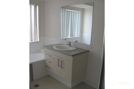 Property photo of 4 Sandpiper Circuit Leichhardt QLD 4305