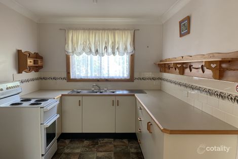 Property photo of 16 St Andrews Avenue Blackheath NSW 2785