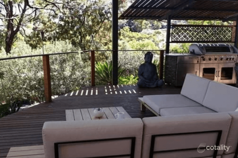 Property photo of 32 Coomurra Drive Greenwith SA 5125