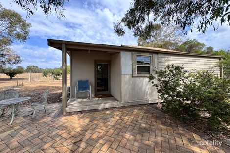 654 Longwood-Mansfield Rd, Creightons Creek, VIC 3666
