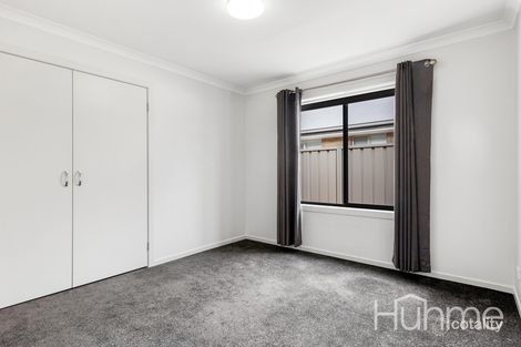 27 Kerrie Ave, Munno Para West, SA 5115