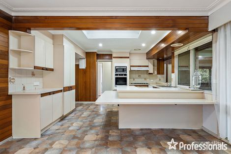 Property photo of 142 Pembroke Road Mooroolbark VIC 3138