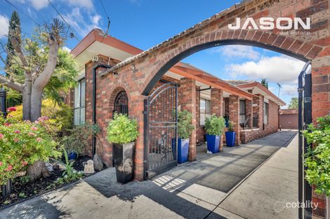 Property photo of 28 Gordon Street Tullamarine VIC 3043