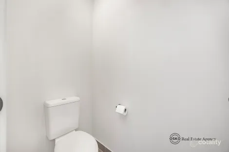 Property photo of 13 Deanside Drive Deanside VIC 3336