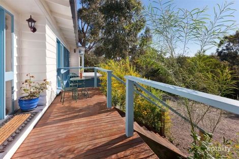 Property photo of 11 Mann Road Mount Eliza VIC 3930