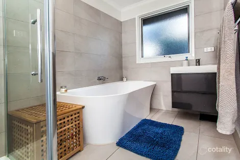 Property photo of 4/91-93 Surrey Road Blackburn North VIC 3130