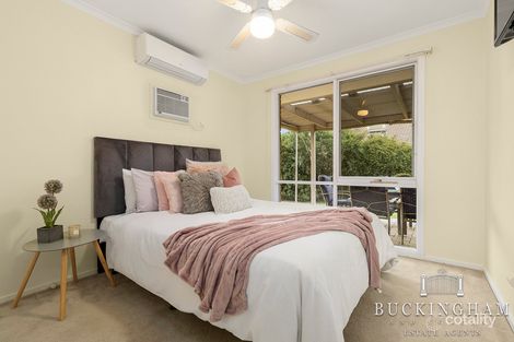 32 Kamarooka Dr, Wattle Glen, VIC 3096