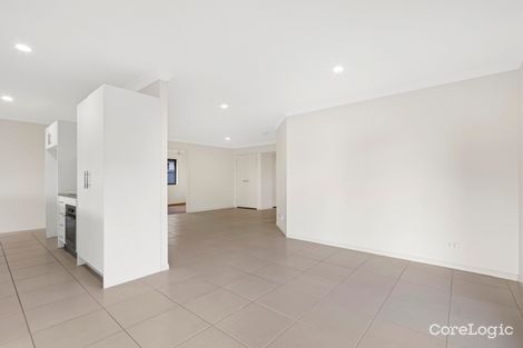 Property photo of 22 Benjamin Court Yamanto QLD 4305