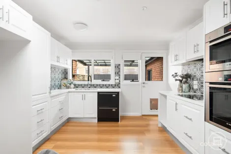 Property photo of 1/33 Grice Crescent Essendon VIC 3040