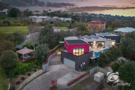 7 Rennat Ct, Berwick, VIC 3806