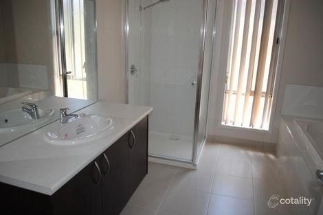 Property photo of 16 Townsend Street Wyndham Vale VIC 3024