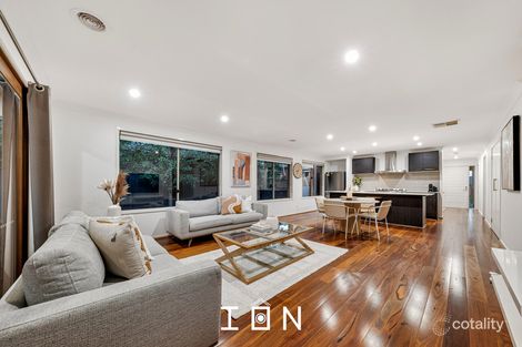 Property photo of 82 Mountainview Boulevard Cranbourne North VIC 3977