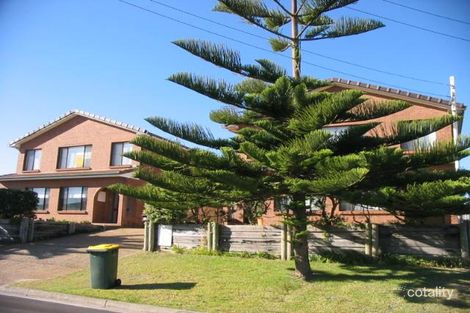 Property photo of 17 Robinson Street Anna Bay NSW 2316