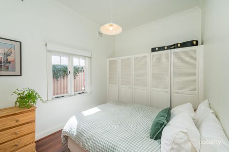 Property photo of 32 Federation Street Mount Hawthorn WA 6016