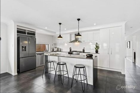 Property photo of 10 Carlingford Circuit Warner QLD 4500