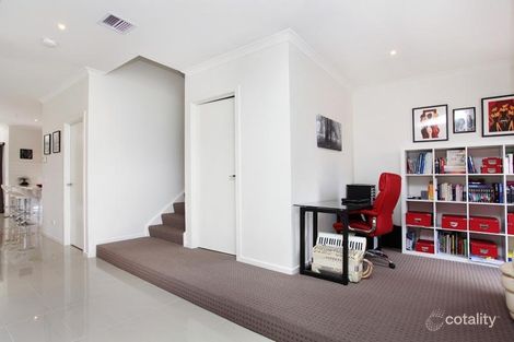 Property photo of 13 Meyers Lane Caroline Springs VIC 3023