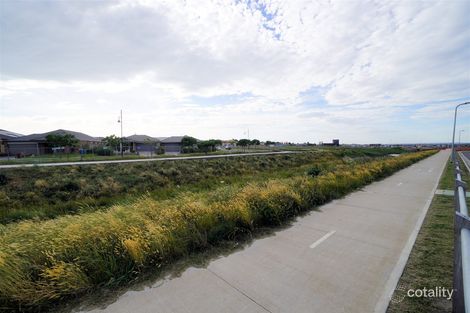 Property photo of 10 Wilton Street Cranbourne West VIC 3977