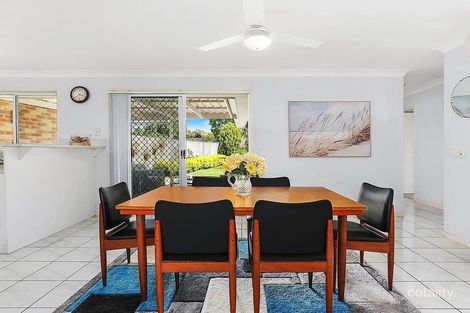 Property photo of 1/4 Kingston Drive Banora Point NSW 2486
