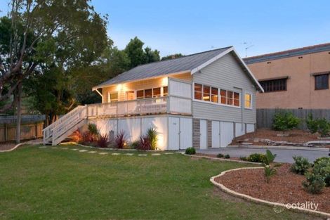 132 Ocean View Dr, Wamberal, NSW 2260