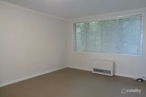 Property photo of 2/16 Tulloch Street Deer Park VIC 3023