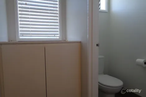 Property photo of 2/16 Tulloch Street Deer Park VIC 3023