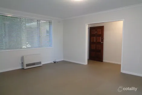 Property photo of 2/16 Tulloch Street Deer Park VIC 3023