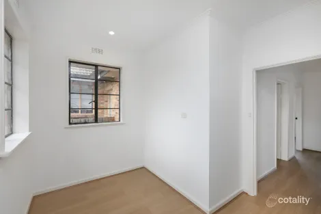 Property photo of 94 Raleigh Road Maribyrnong VIC 3032