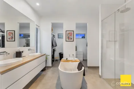 Property photo of 13 Eden Way Maiden Gully VIC 3551