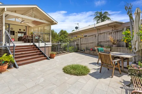 Property photo of 10 Werri Street Werri Beach NSW 2534