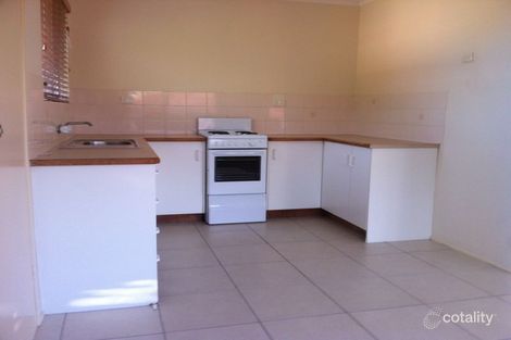 17 Hibiscus Ave, Mooloolaba, QLD 4557