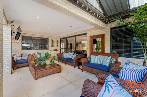 Property photo of 8 Daplin Way Aveley WA 6069