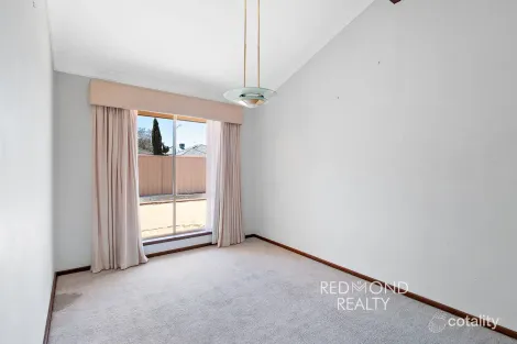 Property photo of 122 Dundebar Road Wanneroo WA 6065