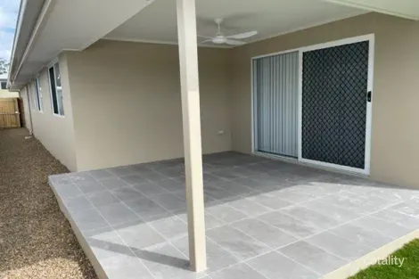 Property photo of 34 Sandra Circuit Deebing Heights QLD 4306