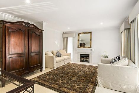 Property photo of 16 Brosnan Road Bentleigh East VIC 3165