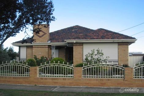 4 Ernest St, Sunshine, VIC 3020