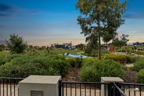 Property photo of 9 Carroll Walk Pakenham VIC 3810