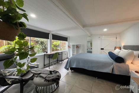 26 Rock St, Scarborough, QLD 4020