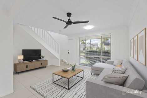 Property photo of 10/2 St Kevins Avenue Benowa QLD 4217